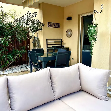 Apartment Bali - T3 Climatise - Jardin - Piscine Residentielle - Parking Frejus
